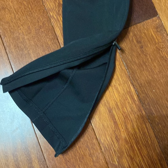 Adidas Women’s Leggings - Picture 6 of 9